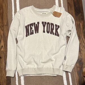 New York sweatshirt - NWT! Gray with brown embroidered lettering - Size L
